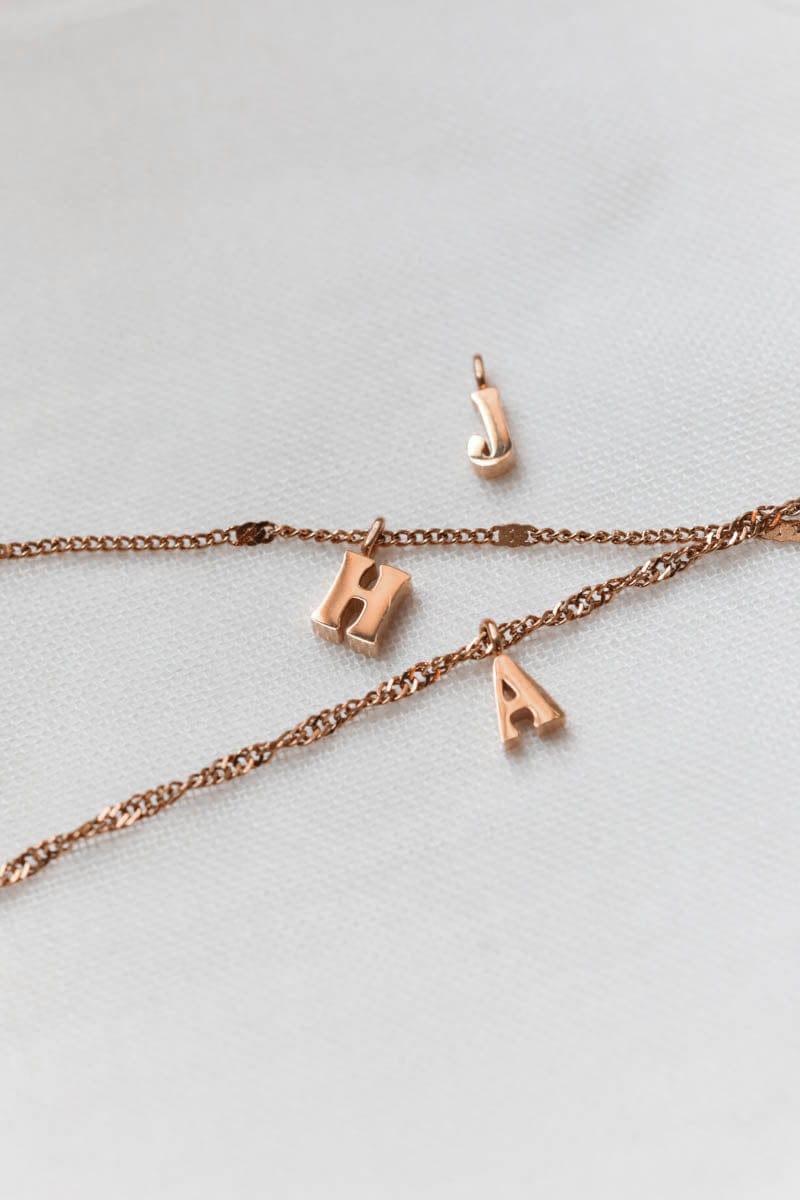 Letter Charm | Farbe Roségold